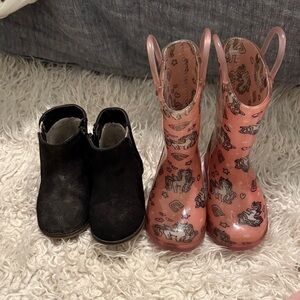 Girl toddler size 6 boots